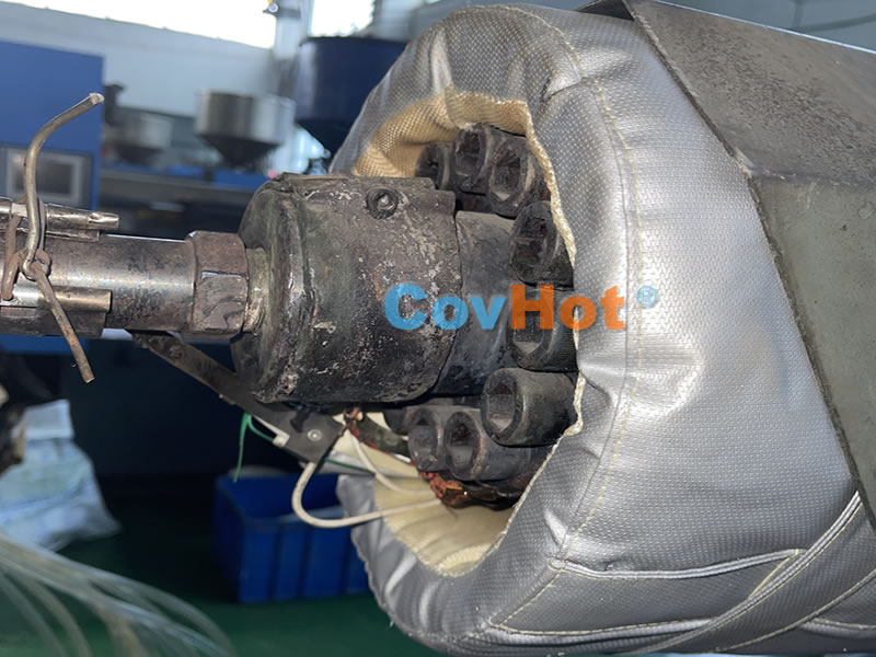 <a href=http://m.ph-sh.cn/e/tags/?tagname=%E6%B3%A8%E5%A1%91%E6%9C%BA%E4%BF%9D%E6%B8%A9 target=_blank class=infotextkey>注塑機保溫</a>,炮筒<a href=http://m.ph-sh.cn/e/tags/?tagname=%E4%BF%9D%E6%B8%A9%E5%A5%97 target=_blank class=infotextkey>保溫套</a>,方便檢修